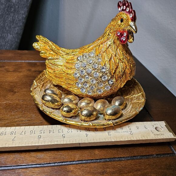 Bejeweled Metal Trinket Box/Figurine With Rhinestones-Hen on nest - Picture 4 of 5